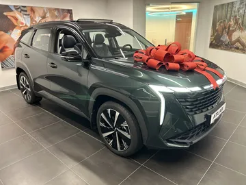 Купить Geely Atlas, II Зеленый 2.0 AT (200 л.с.) 4WD от 3467990 ₽. в Оренбурге