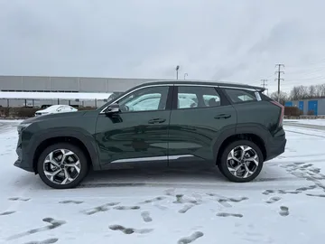 Купить Geely Atlas, II Зеленый 2.0 AT (200 л.с.) 4WD от 3093800 ₽. в Оренбурге