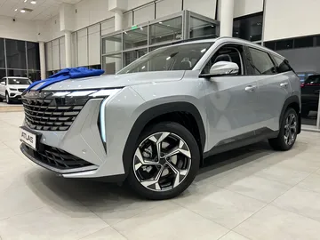 Купить Geely Atlas, II Серебристый 2.0 AT (200 л.с.) 4WD от 3200000 ₽. в Оренбурге