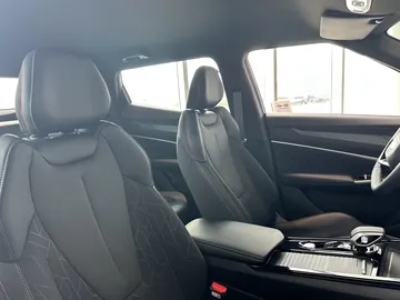 Купить Geely Cityray Серебряный 1.5 AMT (147 л.с.) от 2709990 ₽. в Оренбурге