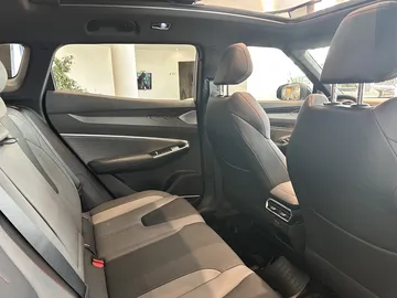 Купить Geely Cityray Серебристый 1.5 AMT (147 л.с.) от 2844990 ₽. в Оренбурге