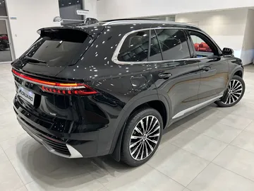 Купить Geely Monjaro, I Черный 2.0 AT (238 л.с.) 4WD от 4000000 ₽. в Оренбурге