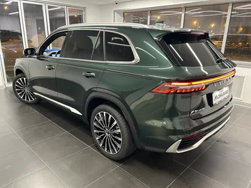 Купить Geely Monjaro, I Зеленый 2.0 AT (238 л.с.) 4WD от 4000000 ₽. в Оренбурге