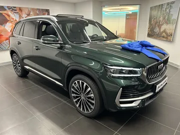 Купить Geely Monjaro, I Зеленый 2.0 AT (238 л.с.) 4WD от 4000000 ₽. в Оренбурге