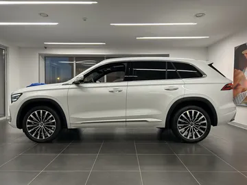 Купить Geely Monjaro, I Белый 2.0 AT (238 л.с.) 4WD от 4000000 ₽. в Оренбурге