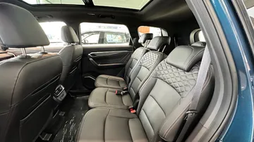 Купить Geely Okavango, I Рестайлинг Синий 2.0 AMT (200 л.с.) от 2800000 ₽. в Оренбурге