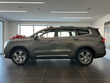 Купить Geely Okavango, I Рестайлинг Серый 2.0 AMT (200 л.с.) от 2800000 ₽. в Оренбурге